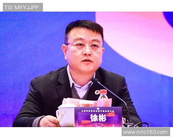 飞盘世界的追逐与梦想陈强的运动人生对话录