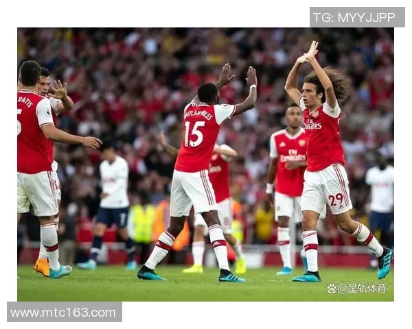 曼联逆袭阿森纳2-1神扑时刻成比赛转折点引发历史冷门