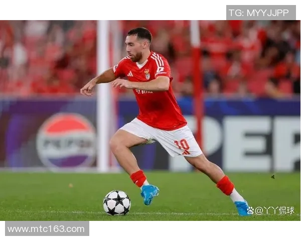 德甲精彩对决本菲卡绝杀切尔西神扑瞬间引发全场狂欢 德甲精彩对决本菲卡绝杀切尔西神扑瞬间引发全场狂欢